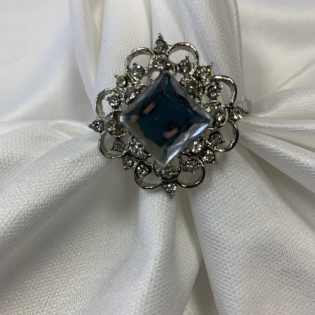 emerald cut napkin ring 